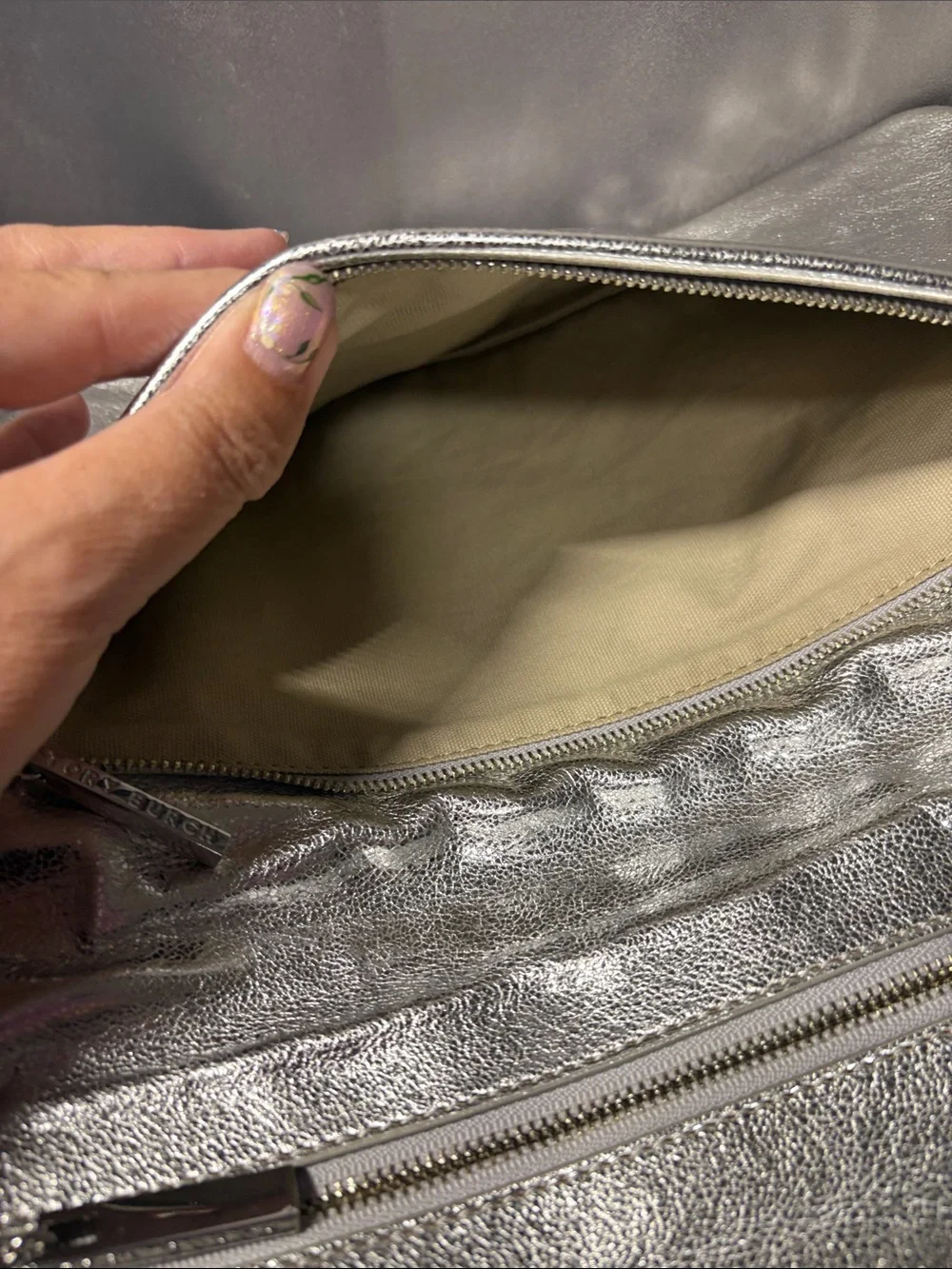 Tory Burch Reva Metallic Silver Crackled Leather Chain Clutch Shoulder Bag